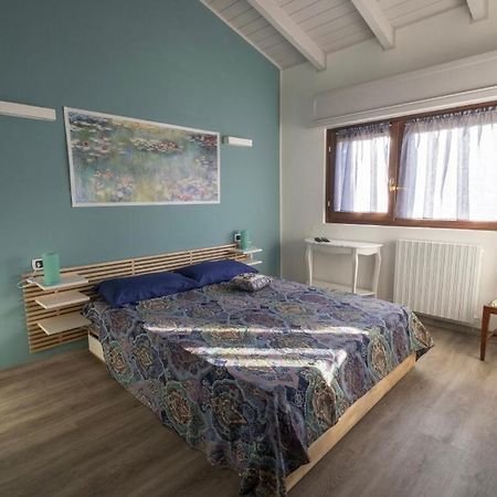 Appartamento In Villa Con Giardino A 300M Dal Lago Maggiore Castelletto sopra Ticino Luaran gambar